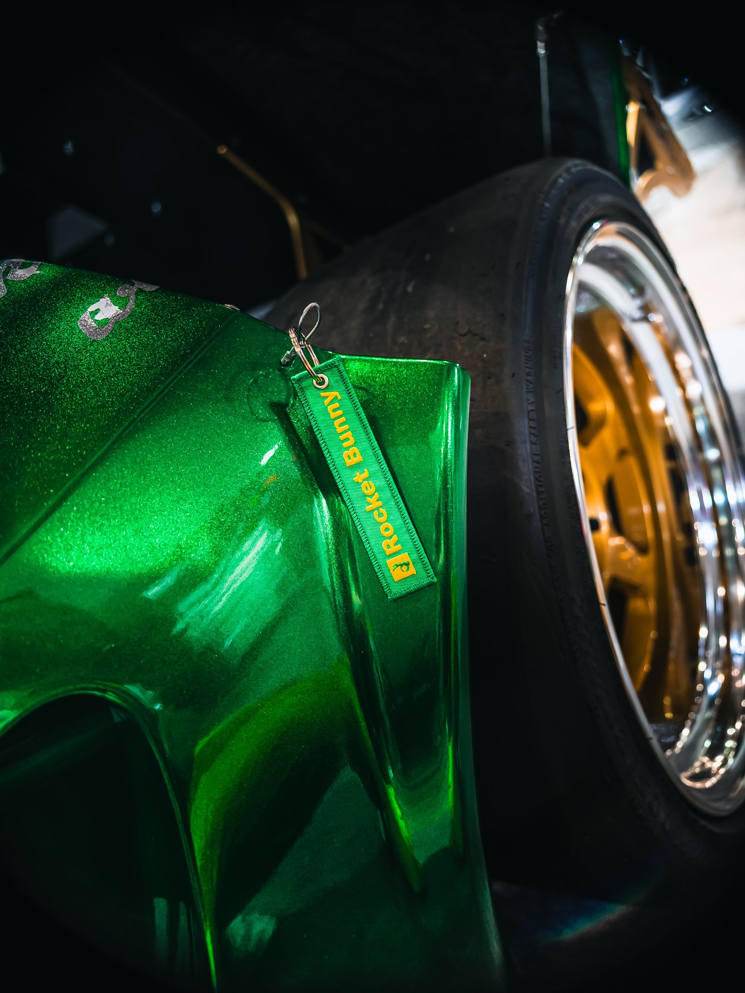 EXCLUSIVE ] Aussie 🇦🇺 Rocket Bunny Pandem Jet Tag Keyring